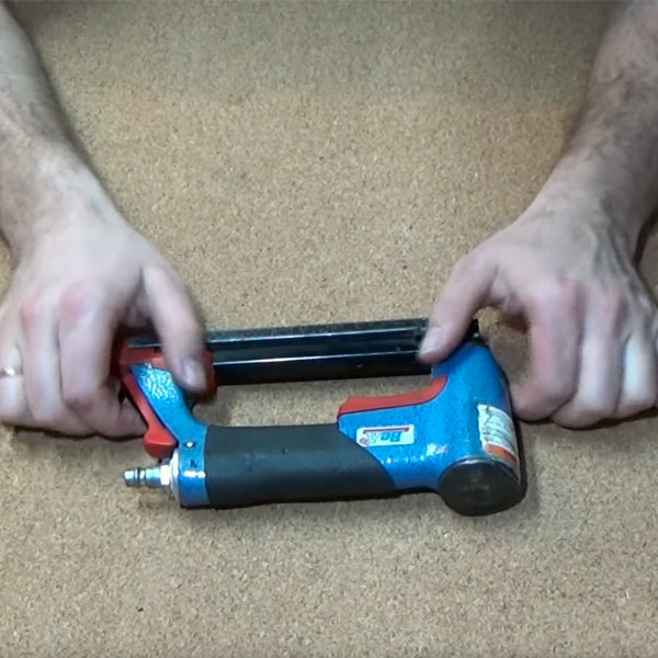 СТЕПЛЕР ПНЕВМАТИЧЕСКИЙ BeA*пользовательский обзорчик* СТЕПЛЕР ПНЕВМАТИЧЕСКИЙ BeA*пользовательский обзорчик*